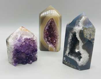 (image for) .8-1.0# Amethyst obelisk W Druse on front